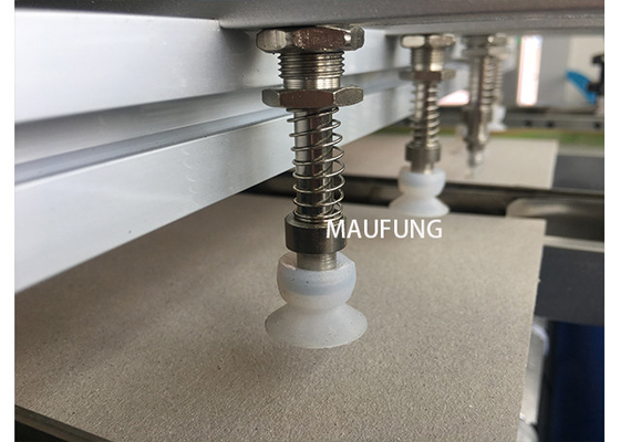 Máy làm bìa cứng bán tự động 180pcs/H 200gsm MF-SCM500A