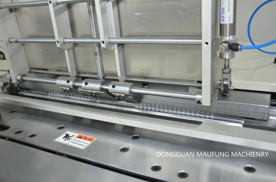 Máy đóng gáy lò xo bán tự động Maufung A5 Double Loop Twin Coil MF-SDM520
